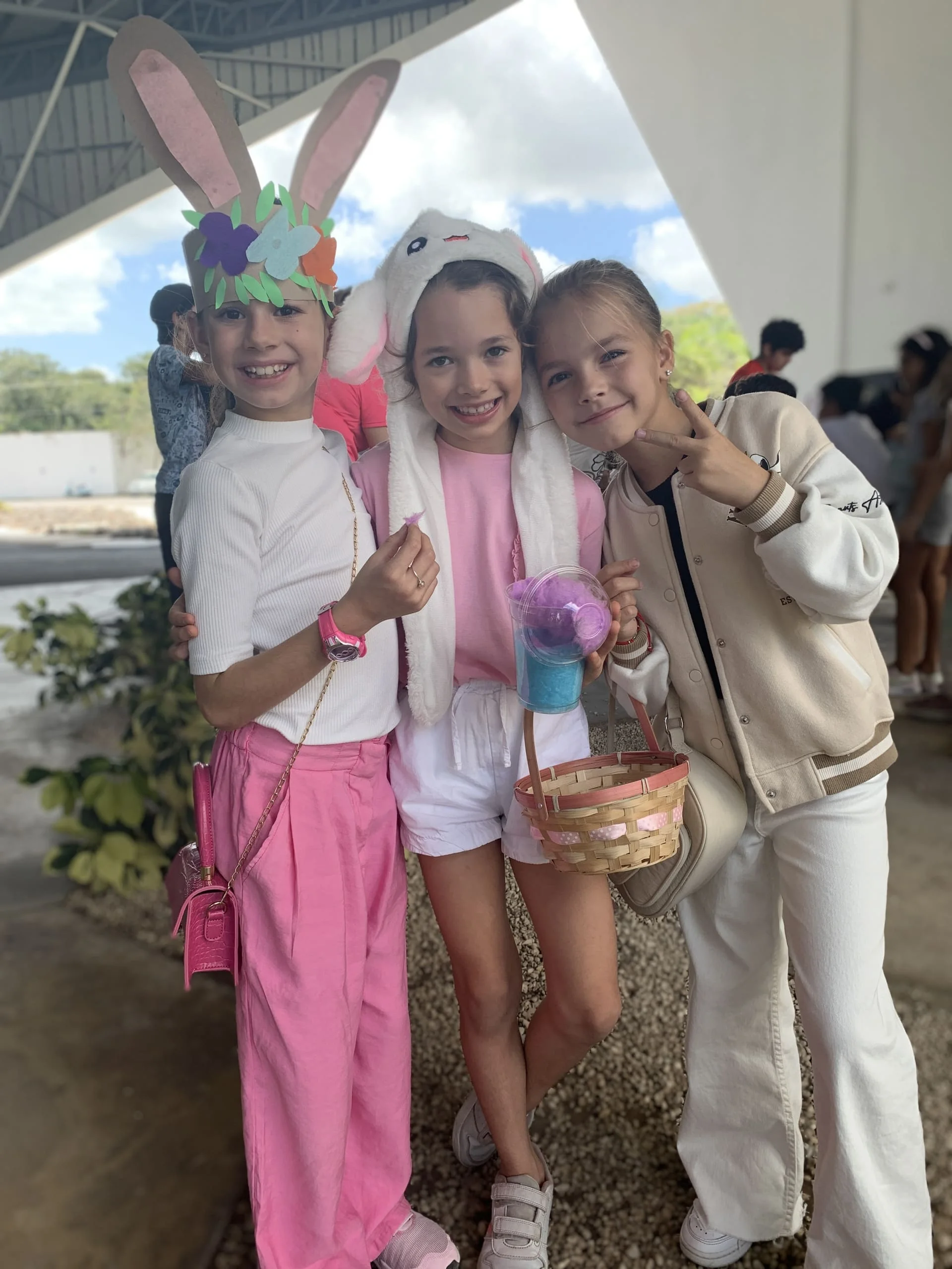 Alumnas de primaria de Modern Academy Cancun